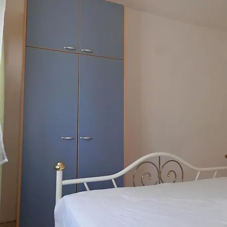 Ljuba Apartamento *