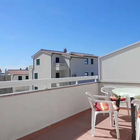 Ljuba Apartamento *