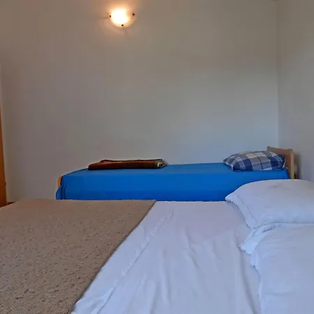 Ljuba Apartamento *
