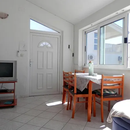 Ljuba Apartamento Rogoznica (Sibenik-Knin)